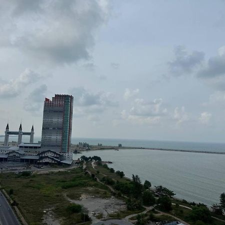 D'Ciella Homes- Sea View, Drawbridge & Ktcc Mall Куала Теренгану Екстериор снимка